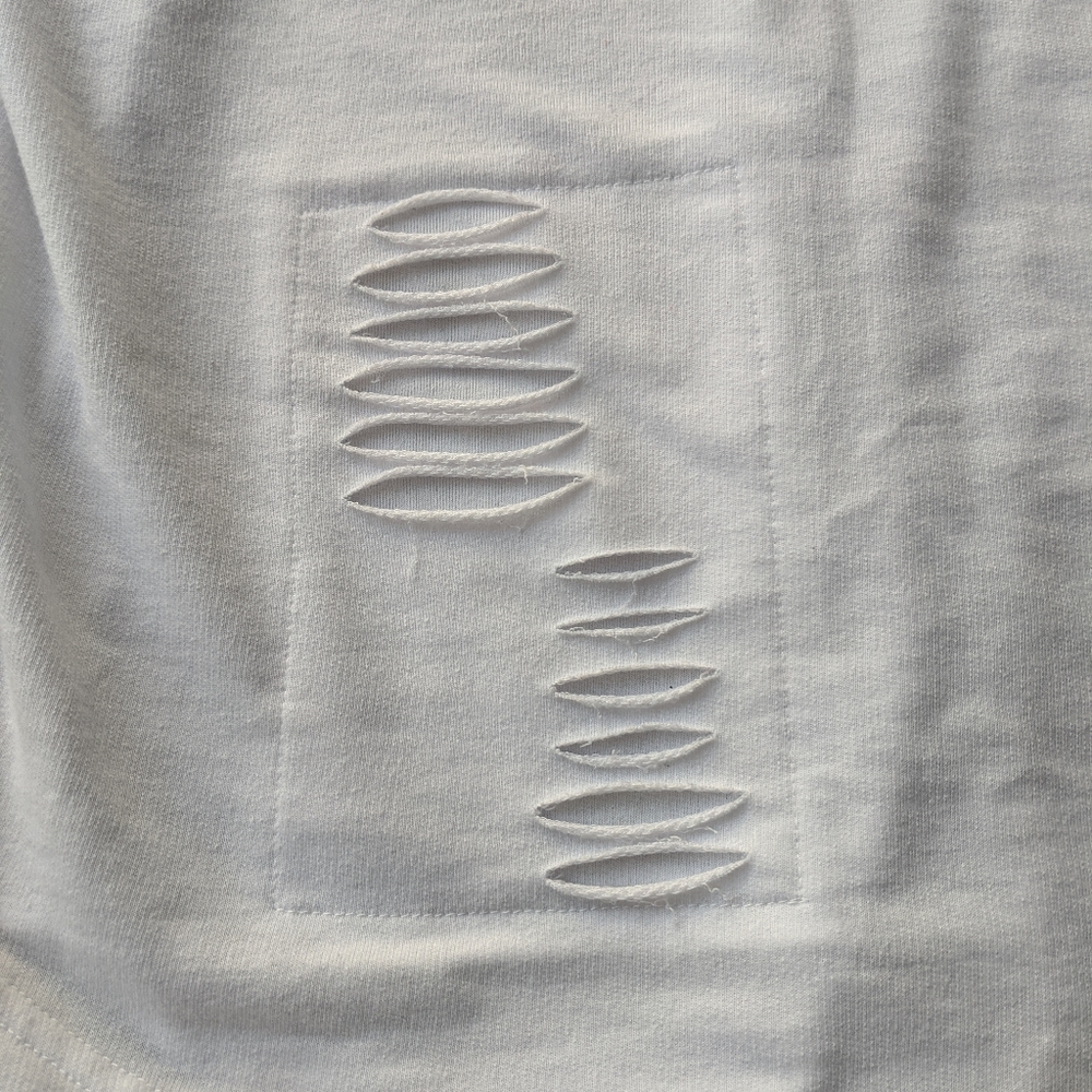 Distressed graphic tee - Picture 4 of 6